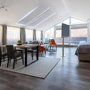 Kaiser Max Design Apartamento