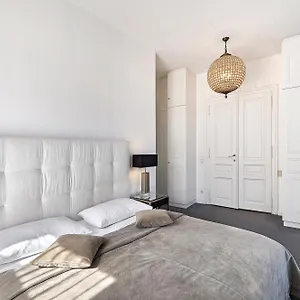 6-rooms.vienna-besthotels.com/